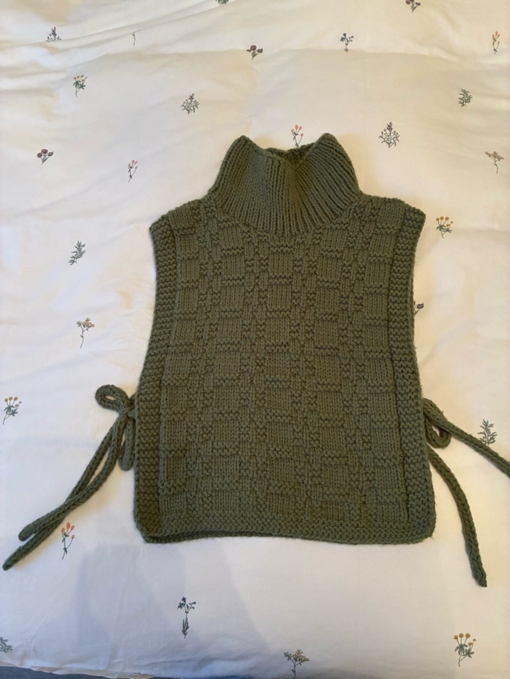 Hand-knitted Olive Sleeveless Turtleneck Sweater Vest